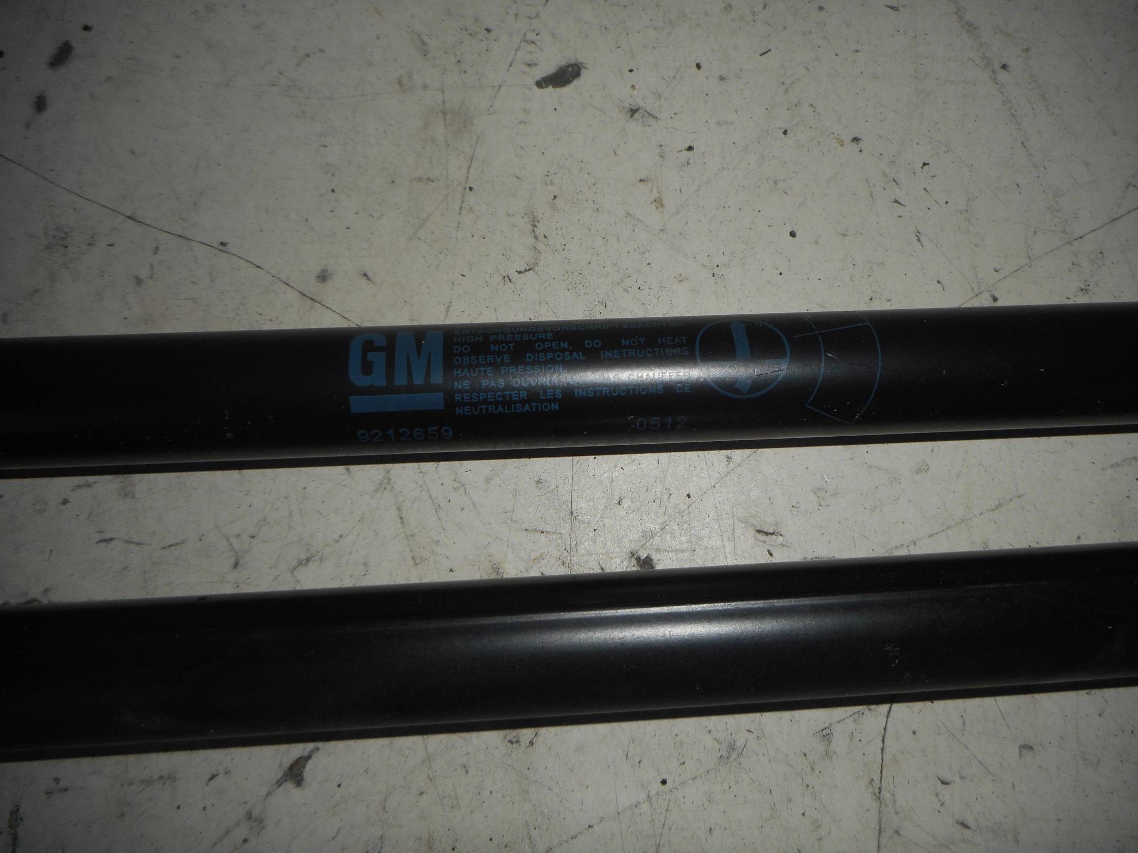 Asta ammortizzante portello post. sx.